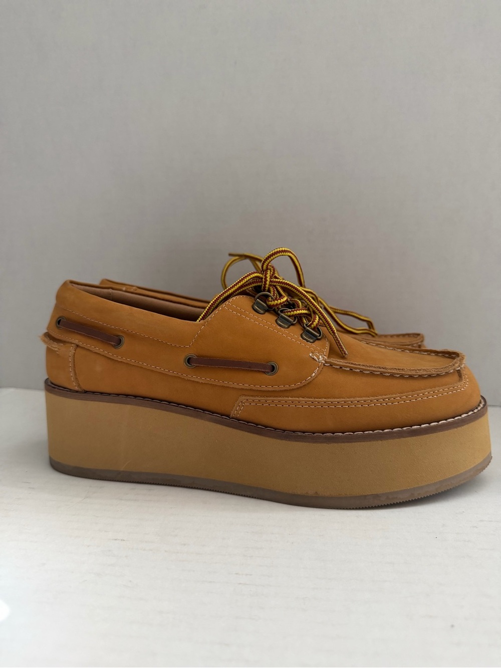 Steve Madden Tan Leather Platform Boat Shoe